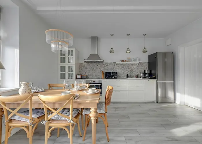 Toskania Light & Spacious Family With Parking By Lion Sopot